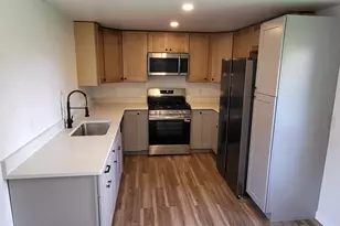 19 Oliver St, Lowell, MA 01854 - Photo 3