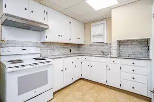 124 Highland Ave, Athol, MA 01331 - Photo 3