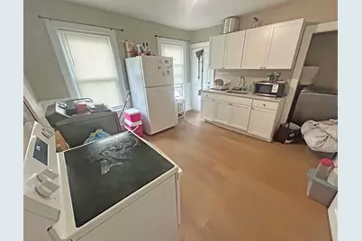 22 Florence St, Worcester, MA 01610 - Photo 17