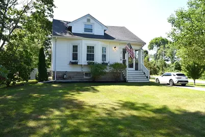 26 Cross St, West Bridgewater, MA 02379 - Photo 1