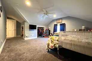 26 Cross St, West Bridgewater, MA 02379 - Photo 15