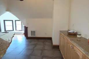 659 Southbridge St, Worcester, MA 01610 - Photo 5