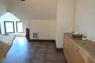 659 Southbridge St, Worcester, MA 01610 - Photo 5