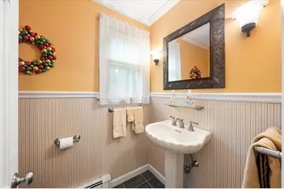 16 Carmen Circle, Medfield, MA 02052 - Photo 9