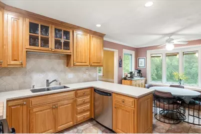 16 Carmen Circle, Medfield, MA 02052 - Photo 15