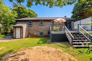 106 Tanglewood Dr, Falmouth, MA 02536 - Photo 5