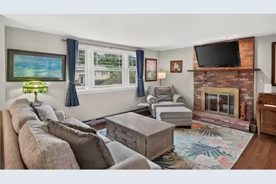 106 Tanglewood Dr, Falmouth, MA 02536 - Photo 5