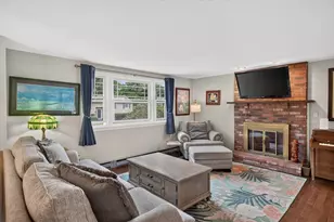 106 Tanglewood Dr, Falmouth, MA 02536 - Photo 5
