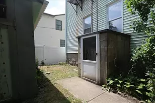 121 Almy St, Fall River, MA 02720 - Photo 37