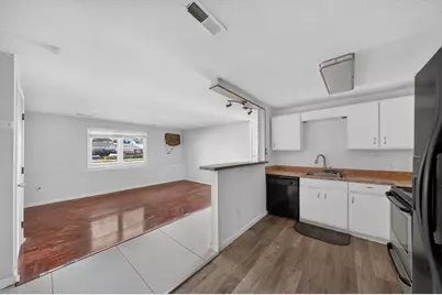 1261 Church St #15, New Bedford, MA 02745 - Photo 5