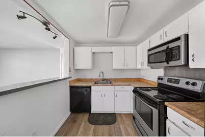 1261 Church St #15, New Bedford, MA 02745 - Photo 7