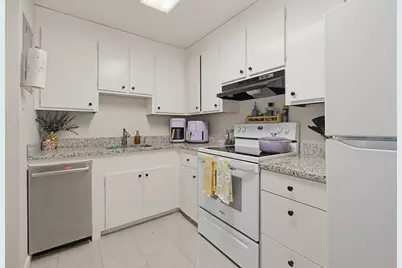 79 Fountain Ln #16, Weymouth, MA 02190 - Photo 9