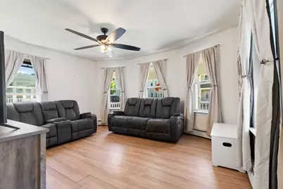 16 Mason St, Beverly, MA 01915 - Photo 15