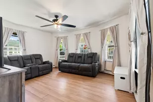 16 Mason St, Beverly, MA 01915 - Photo 15