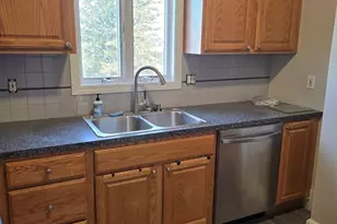 600 Charles St, Fall River, MA 02724 - Photo 3
