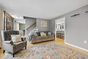 2 Bettys Neck Rd, Lakeville, MA 02347 - Photo 9