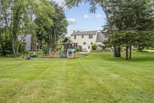 2 Bettys Neck Rd, Lakeville, MA 02347 - Photo 35