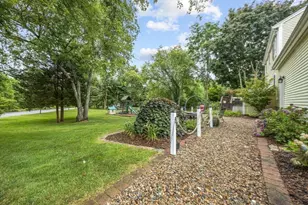 2 Bettys Neck Rd, Lakeville, MA 02347 - Photo 33