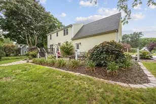 2 Bettys Neck Rd, Lakeville, MA 02347 - Photo 37