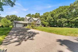33 S Walnut St, Mansfield, MA 02048 - Photo 3