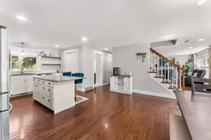 33 S Walnut St, Mansfield, MA 02048 - Photo 11