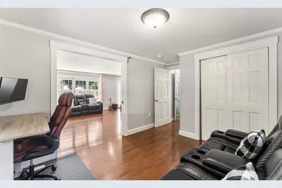 33 S Walnut St, Mansfield, MA 02048 - Photo 17