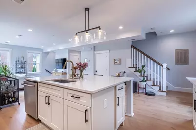 66 Fawndale Rd #3, Boston, MA 02131 - Photo 9
