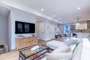 66 Fawndale Rd, Boston, MA 02131 - Photo 5