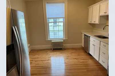35 Locust St #1, Danvers, MA 01923 - Photo 5