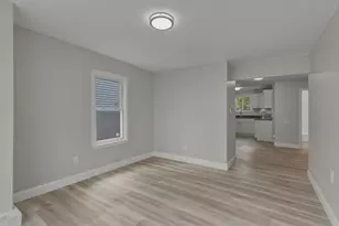 12 L St, Lowell, MA 01850 - Photo 5