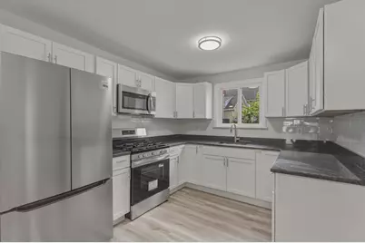 12 L St, Lowell, MA 01850 - Photo 7