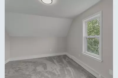 12 L St, Lowell, MA 01850 - Photo 17