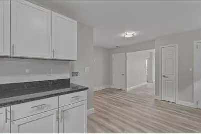 12 L St, Lowell, MA 01850 - Photo 9