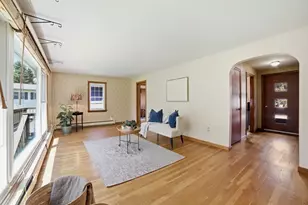113 Stoneleigh Rd, Holden, MA 01520 - Photo 5