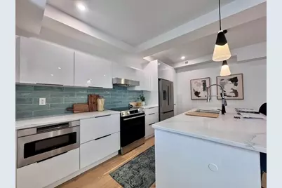 230 Friend St #4, Boston, MA 02114 - Photo 5