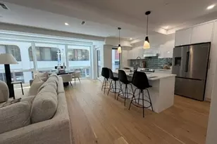 230 Friend St, Boston, MA 02114 - Photo 7