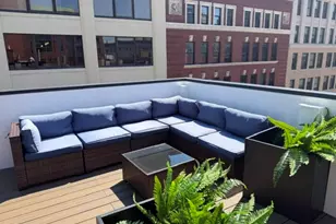 230 Friend St, Boston, MA 02114 - Photo 15