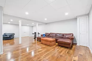 66 Medway St, Norfolk, MA 02056 - Photo 27