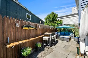 137 Prospect St, Gloucester, MA 01930 - Photo 5