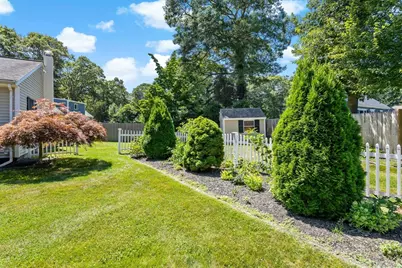 4 Deepwood Drive, Falmouth, MA 02536 - Photo 27