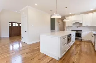 18 Cooper Rd, Seekonk, MA 02771 - Photo 1