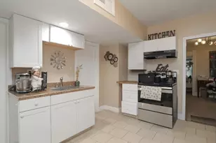44-46 Dawes St, Springfield, MA 01109 - Photo 15