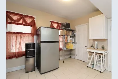 44-46 Dawes St, Springfield, MA 01109 - Photo 17