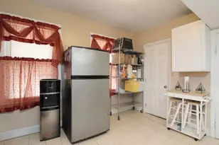44-46 Dawes St, Springfield, MA 01109 - Photo 17