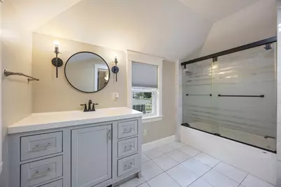 14 Stratford Rd, Melrose, MA 02176 - Photo 19