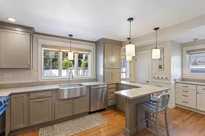 14 Stratford Rd, Melrose, MA 02176 - Photo 7