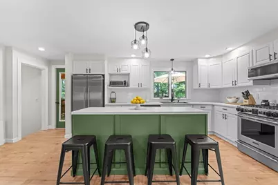 21 Fyrbeck Ave, Shrewsbury, MA 01545 - Photo 5