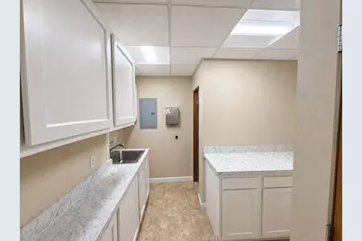 1692 Massachusetts Ave #1, Cambridge, MA 02138 - Photo 15