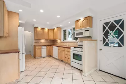 16 Douglas Road, Belmont, MA 02478 - Photo 9