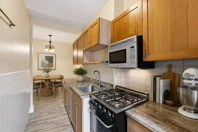 55 Thatcher St #1, Brookline, MA 02446 - Photo 3